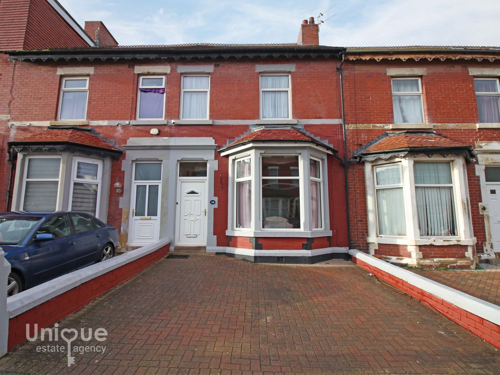 6 bed terraced house for sale in Hesketh Avenue, Blackpool FY2, £