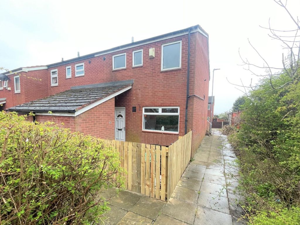 3 bed semidetached house to rent in Ramshead Grove, Seacroft, Leeds