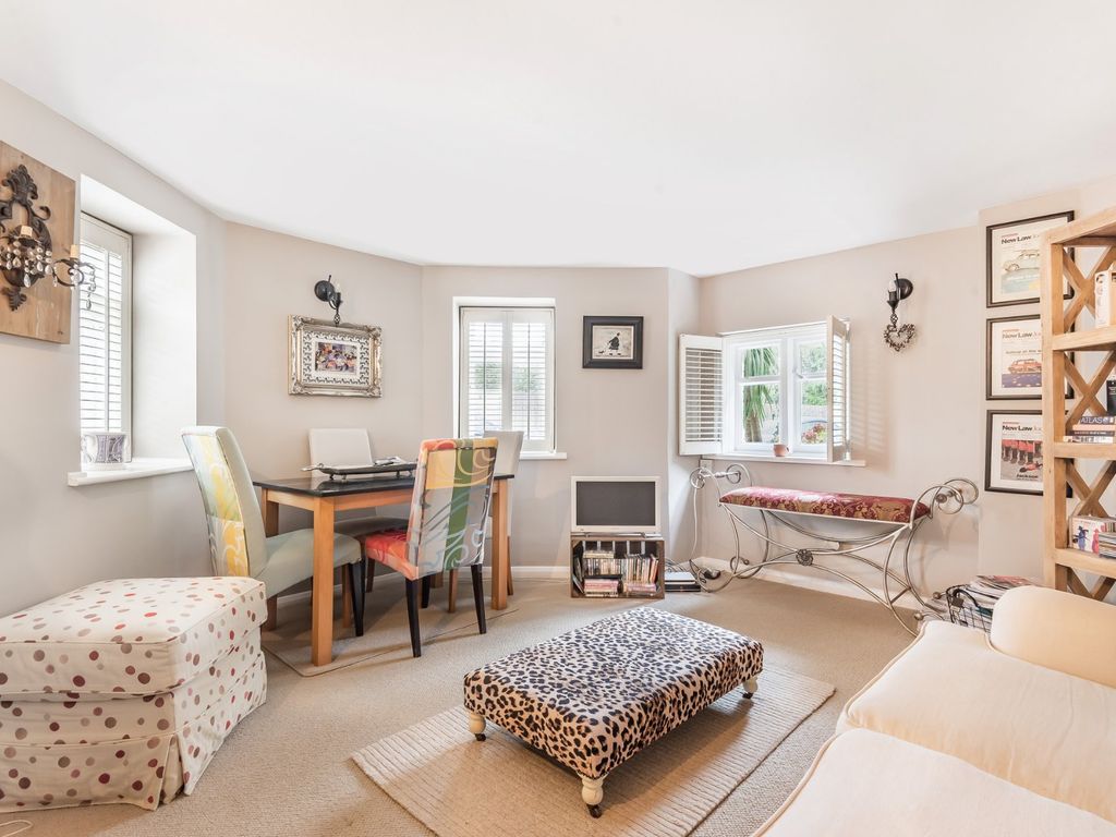 1 bed flat for sale in Charterhouse Road, Godalming, Surrey GU7 Zoopla