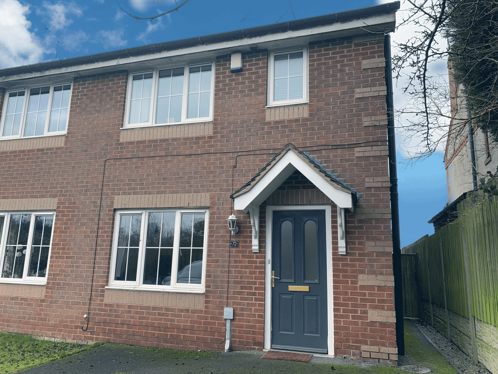 3 bed semidetached house to rent in Babbington Street, Alfreton DE55