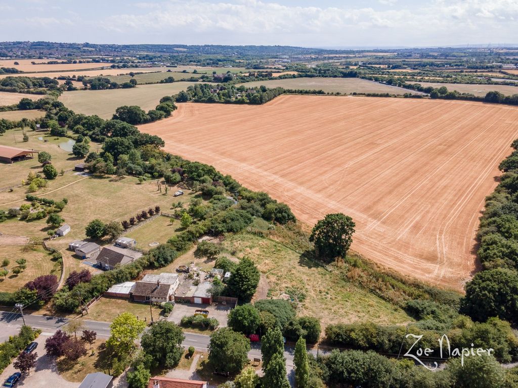 2 bed detached bungalow for sale in Church Road, Rawreth, Wickford SS11