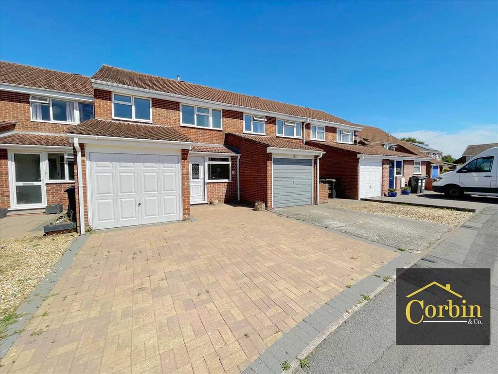 3 bed terraced house for sale in Cox Close, Bournemouth BH9 Zoopla