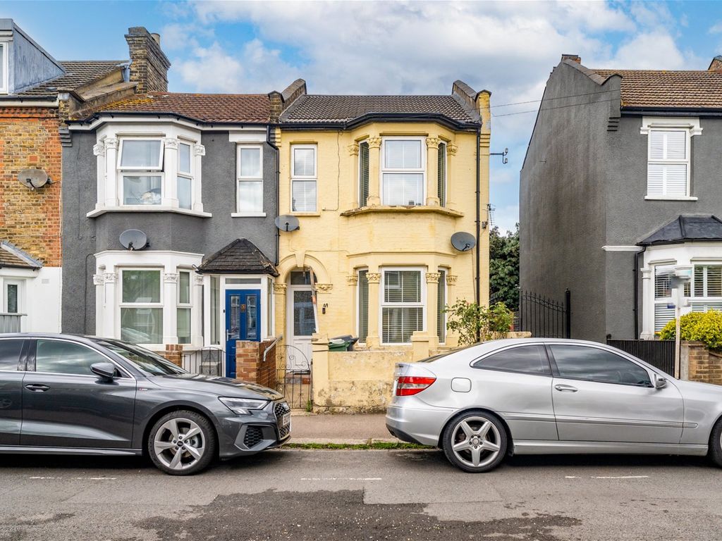 3 bed terraced house for sale in Wilmot Road, London E10 Zoopla