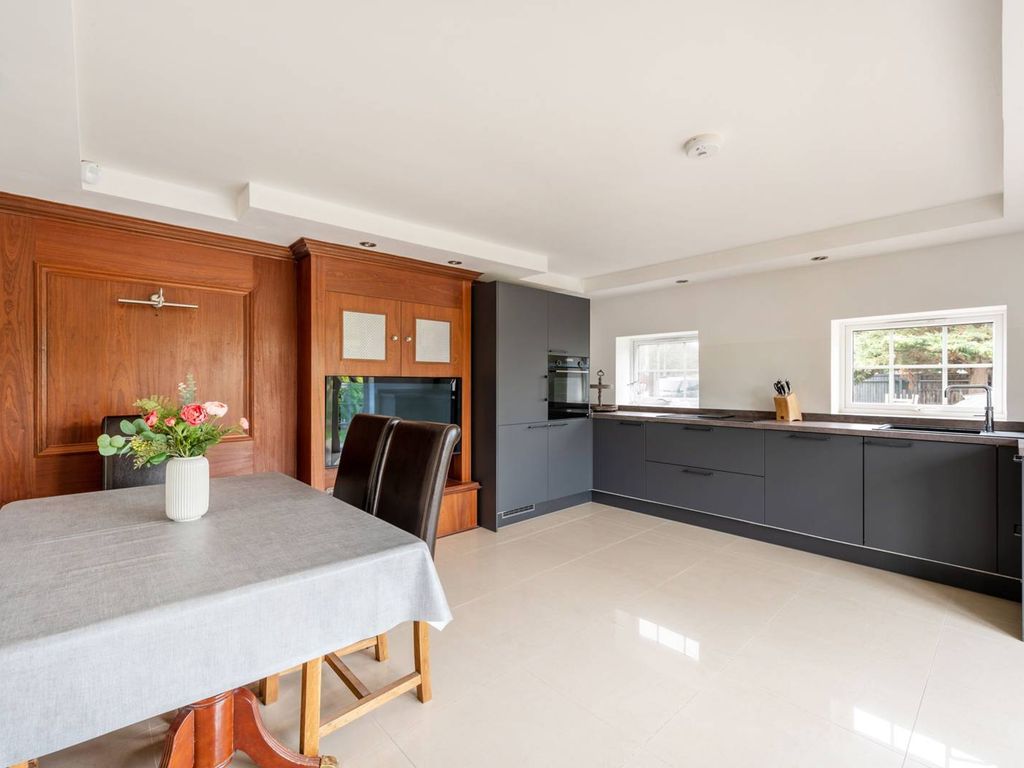 6 bed semidetached house for sale in Malden Road, New Malden KT3 Zoopla