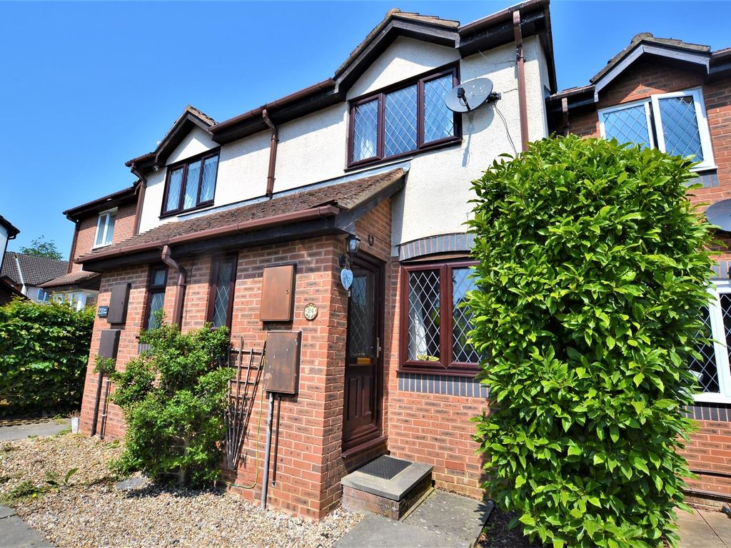 2 bed property for sale in Sian Close, Church Crookham, Fleet GU52 Zoopla
