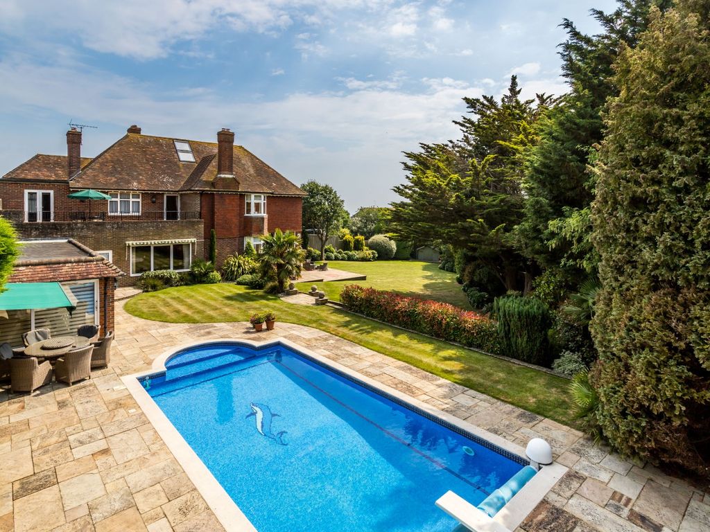 Dyke Close, Hove, East Sussex BN3