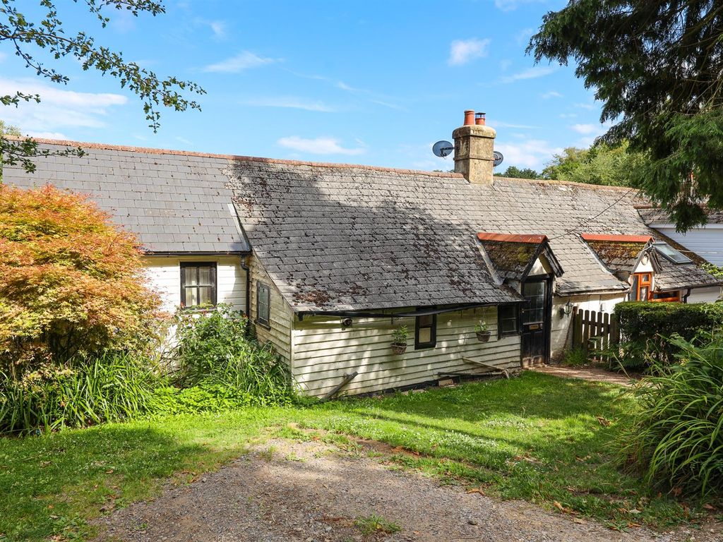 3 bed semidetached bungalow for sale in Ivyhouse Lane, Hastings TN35