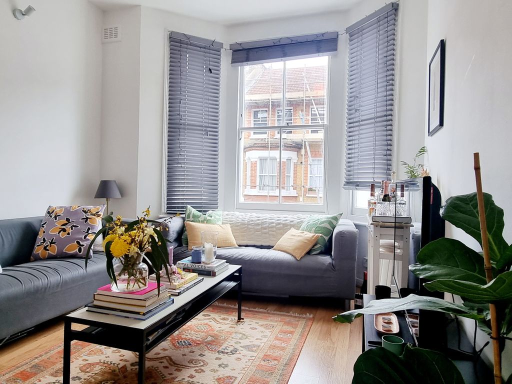 2 bed flat to rent in Rita Road, Vauxhall SW8, £2,197 pcm Zoopla