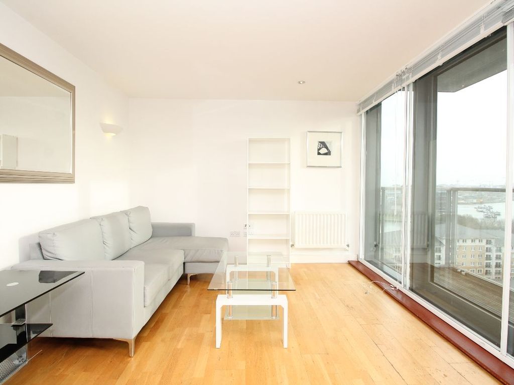 2 bed flat to rent in Proton Tower, Blackwall Way, Canary Wharf E14, £