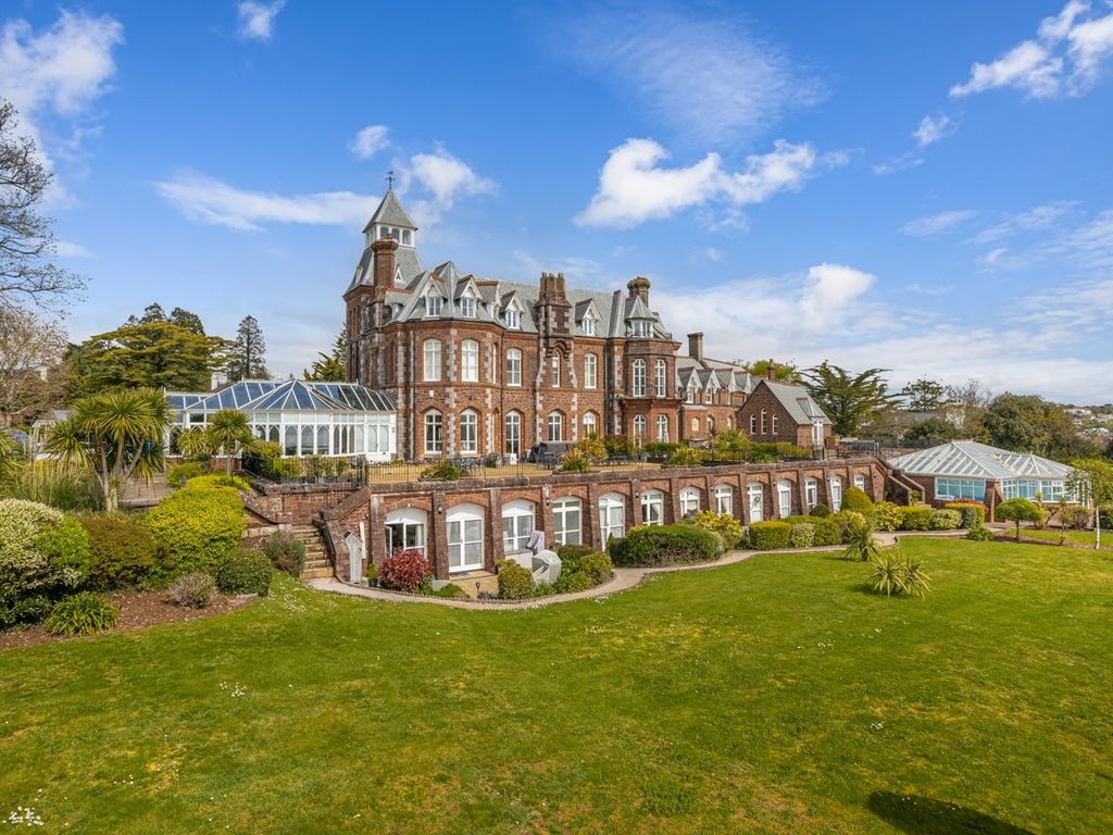 2 bed flat for sale in Seaway Lane, Torquay TQ2, £295,000 Zoopla