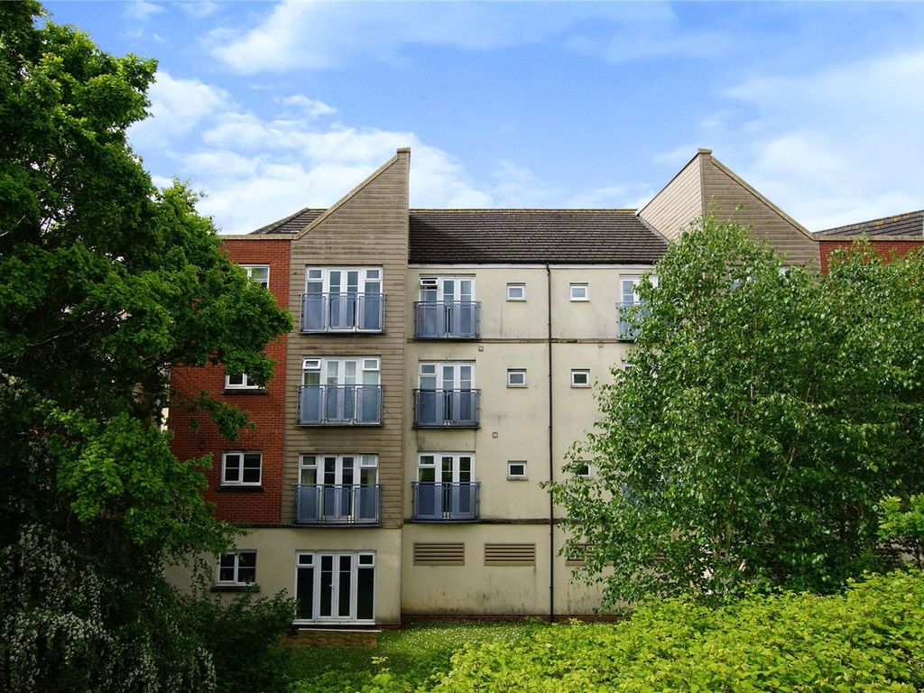 2 bed flat for sale in Whistle Road, Mangotsfield, Bristol BS16 Zoopla