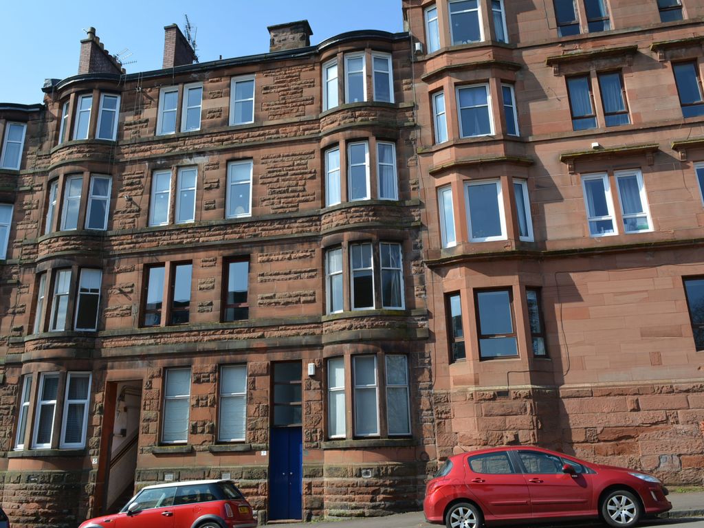 3/2 5 Laurel Place Thornwood Glasgow G11  