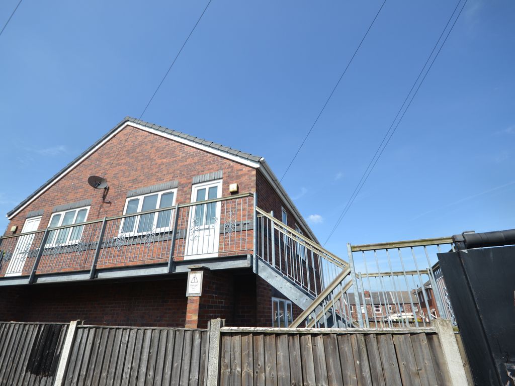 1 bed flat to rent in Herbert Street, Sutton, St Helens WA9, £475 pcm