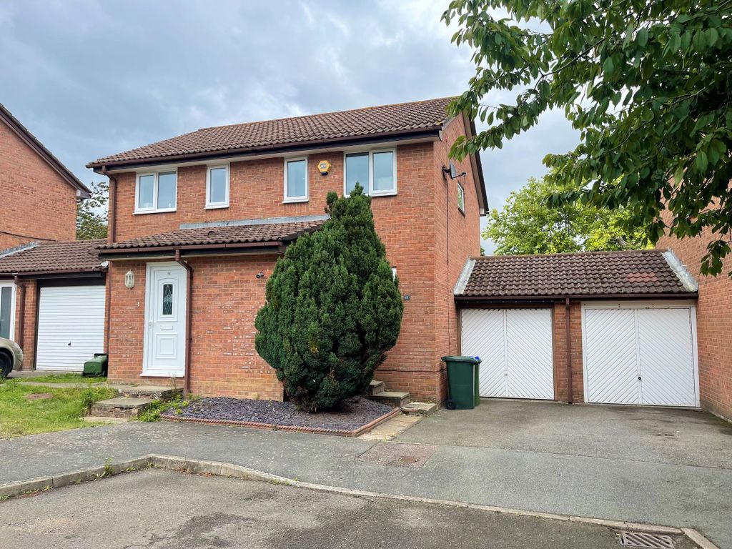 2 bed semidetached house for sale in Brazen Close, Newhaven BN9 Zoopla