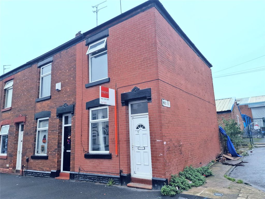 2 bed end terrace house for sale in Birch Street, AshtonUnderLyne