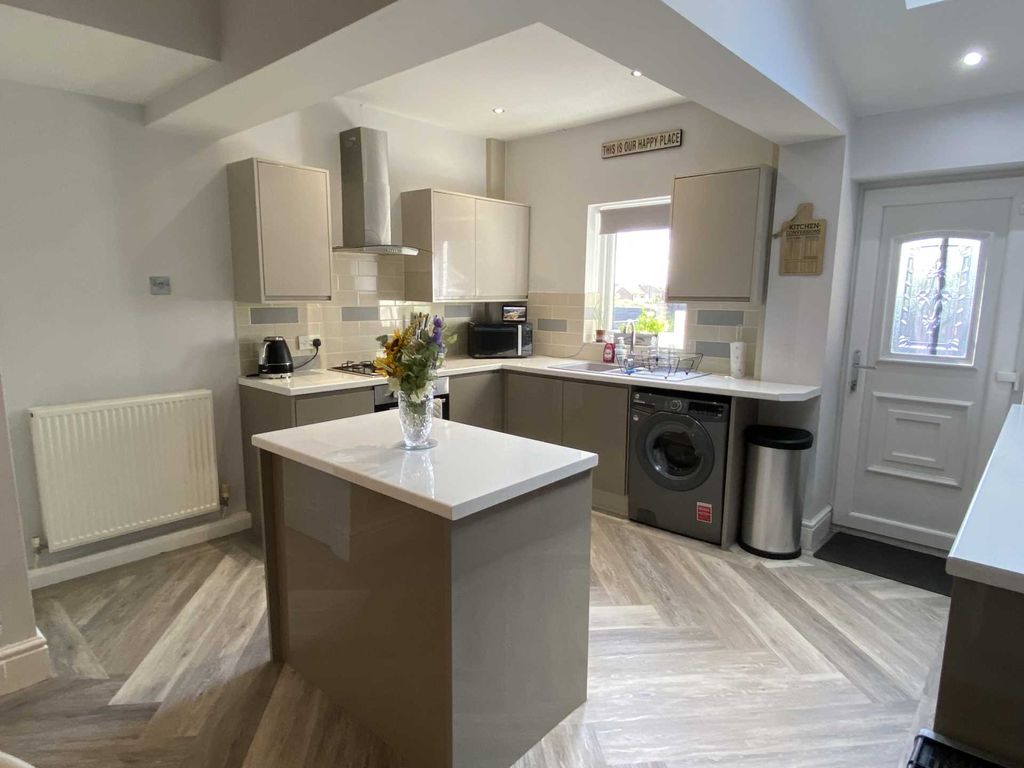 3 bed terraced house for sale in Perth Street, Heyside OL2, £169,950