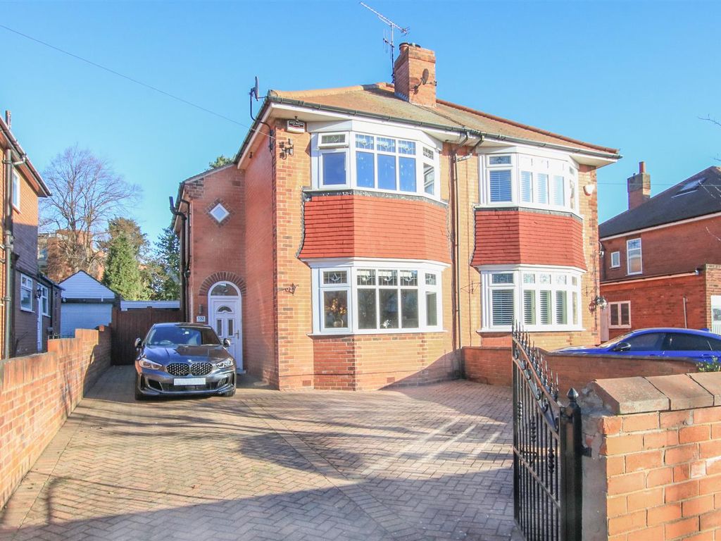 3 bed semidetached house for sale in Zetland Road, Doncaster DN2, £