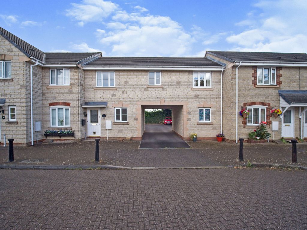 1 bed property for sale in Springfield Drive, Calne SN11 Zoopla