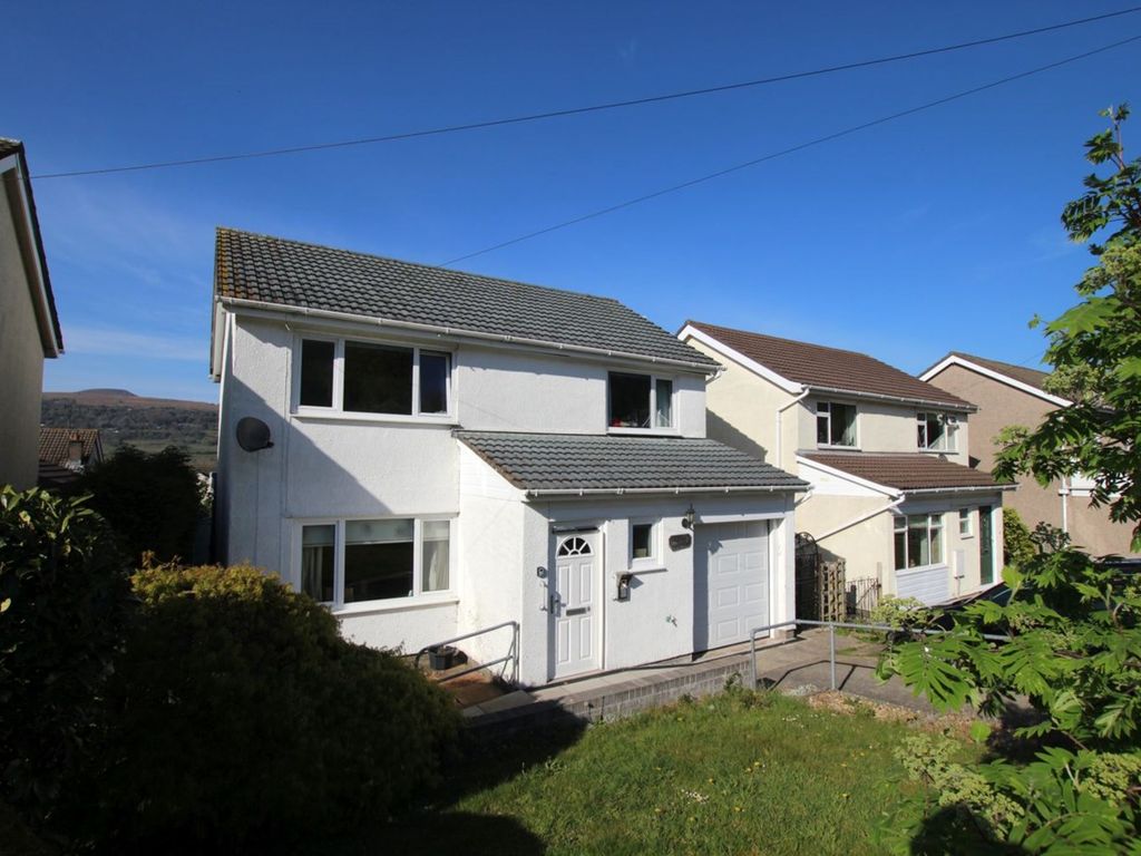 4 bed detached house for sale in Llanwenarth View, Govilon, Abergavenny