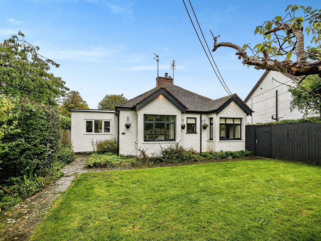 2 bed semidetached bungalow for sale in Wendover Road, Weston Turville