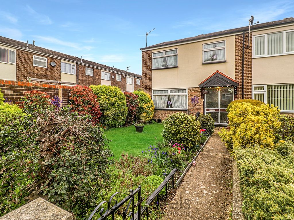 3 bed end terrace house for sale in Orsino Walk, Colchester CO4 Zoopla