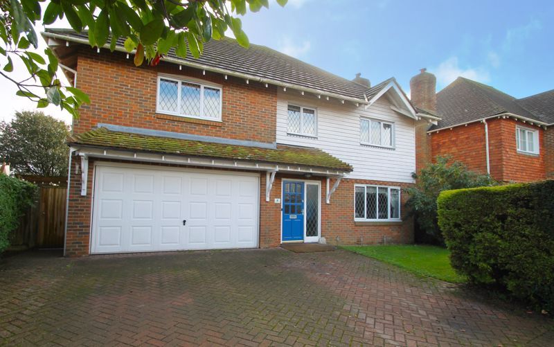 5 bed detached house for sale in Meadow Close, Hawkinge, Folkestone
