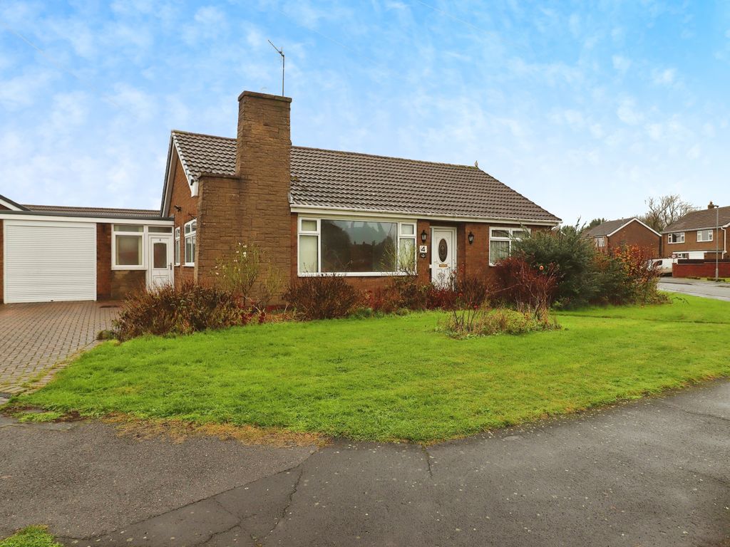 3 bed detached bungalow for sale in Barnston Way, Burton Upon Stather
