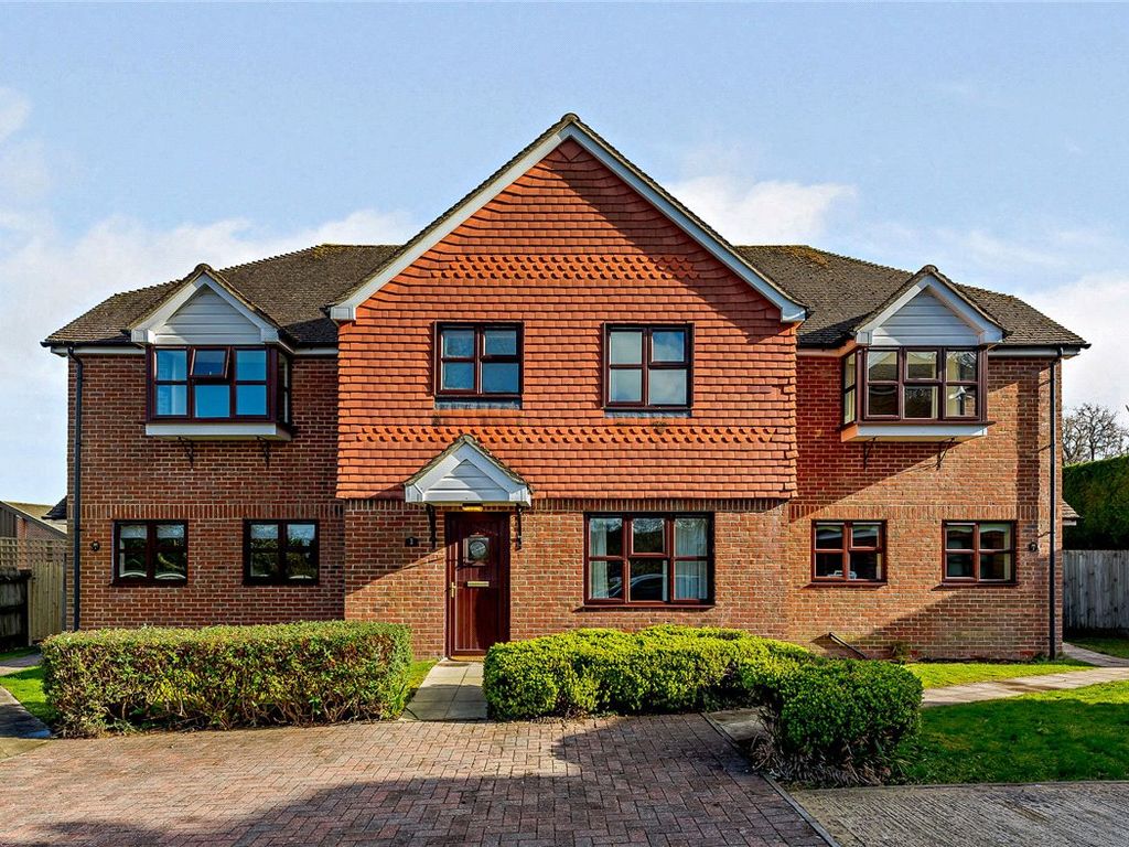 3 bed terraced house to rent in Gore End Road, Ball Hill, Newbury RG20