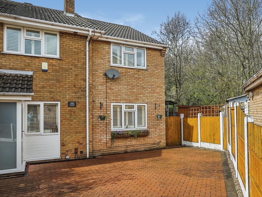 3 bed semidetached house for sale in Royal Oak Drive, Nottingham NG16