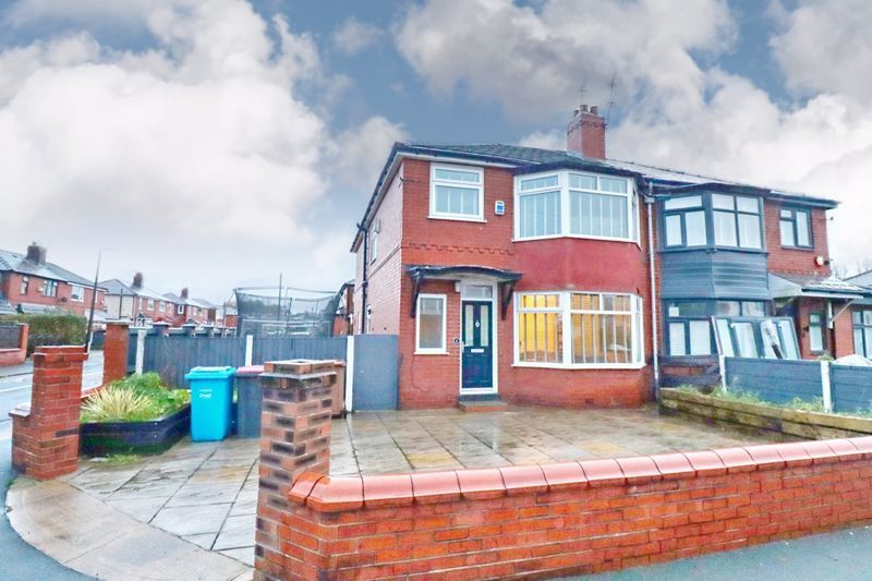 4 bed semidetached house for sale in Highfield Drive, Swinton