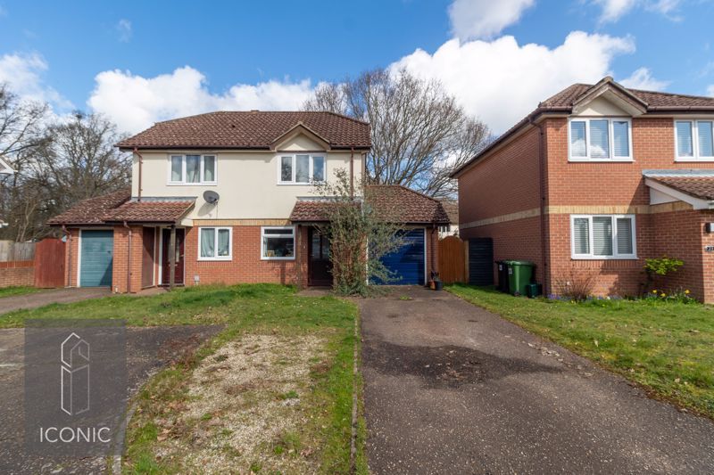 2 bed semidetached house for sale in Juniper Way, Taverham, Norwich