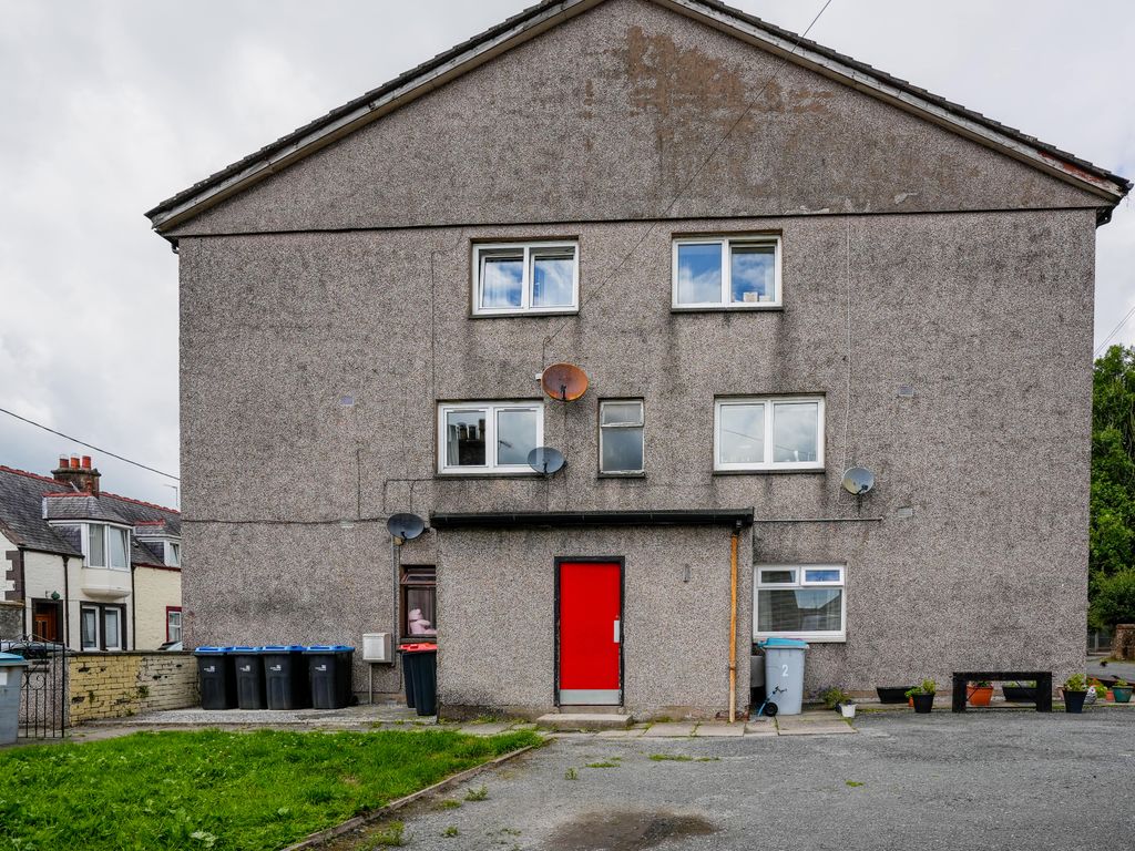 2 bed flat for sale in St. Margarets, Lockerbie DG11, £66,000 Zoopla