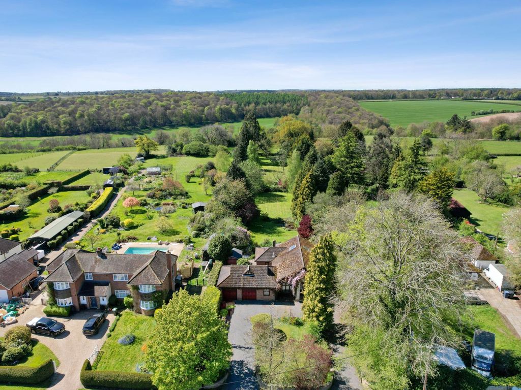 3 bed detached bungalow for sale in Green End Road, Radnage HP14, £