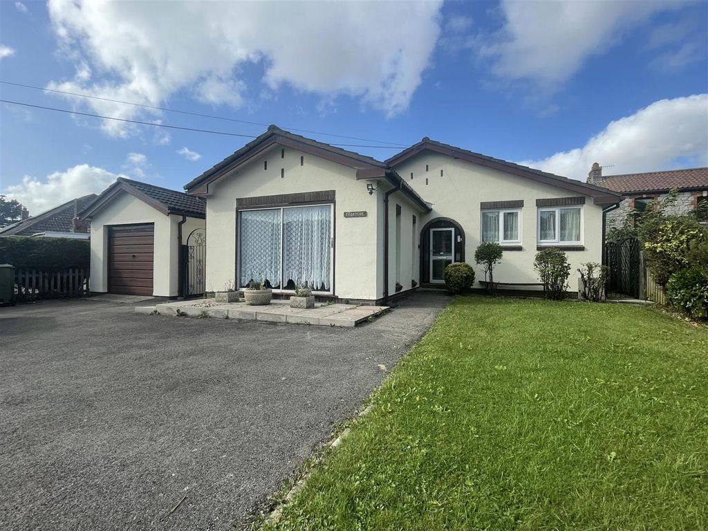 3 bed detached bungalow for sale in Crookes Lane, Kewstoke, WestonSuperMare BS22, £350,000