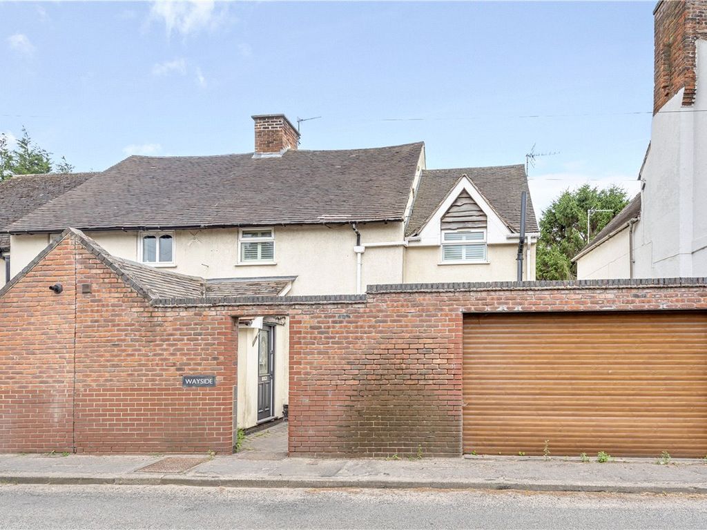 4 bed semidetached house to rent in Gilson Road, Coleshill, Birmingham
