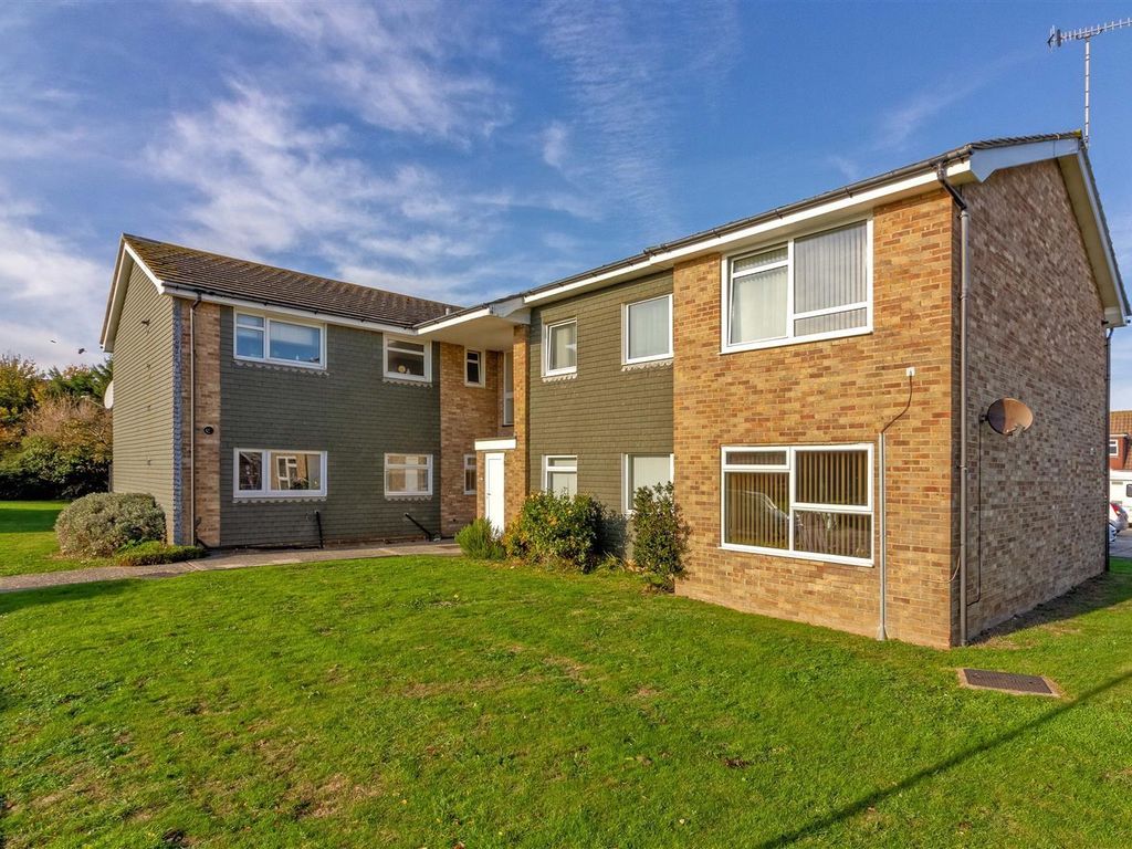 2 bed flat for sale in Russell Court, Bridge Close, Lancing BN15, £