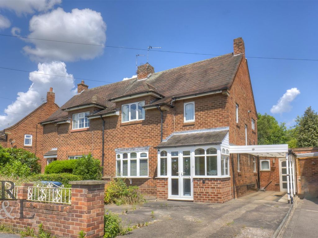 3 bed semidetached house for sale in Ridgway Close, West Bridgford
