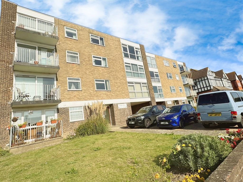 2 bed flat for sale in Seabrook Road, Hythe CT21, £220,000 Zoopla