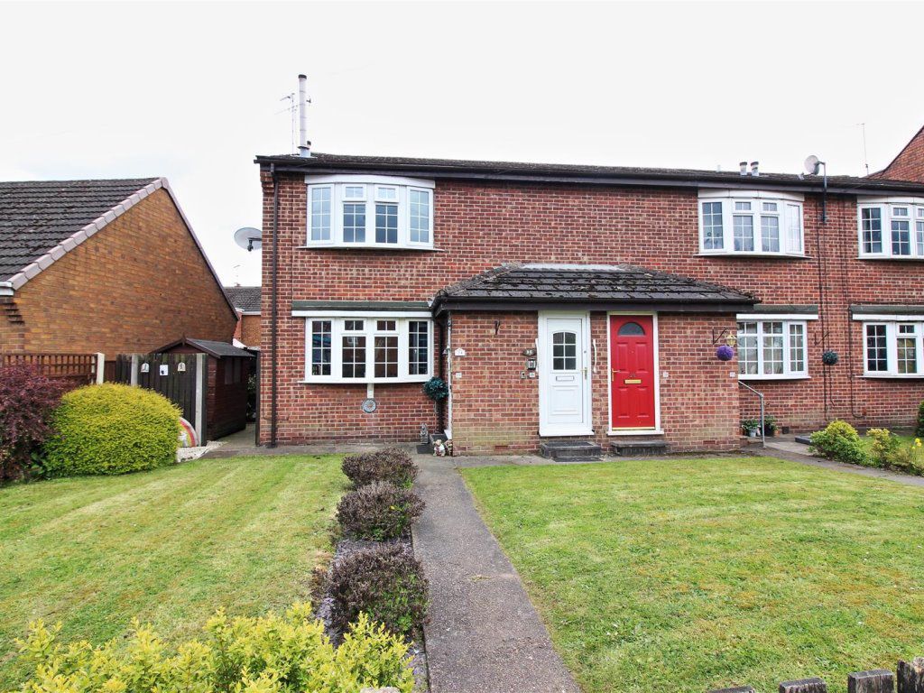 2 bed to rent in Derby Road, Sandiacre, Nottingham NG10, £