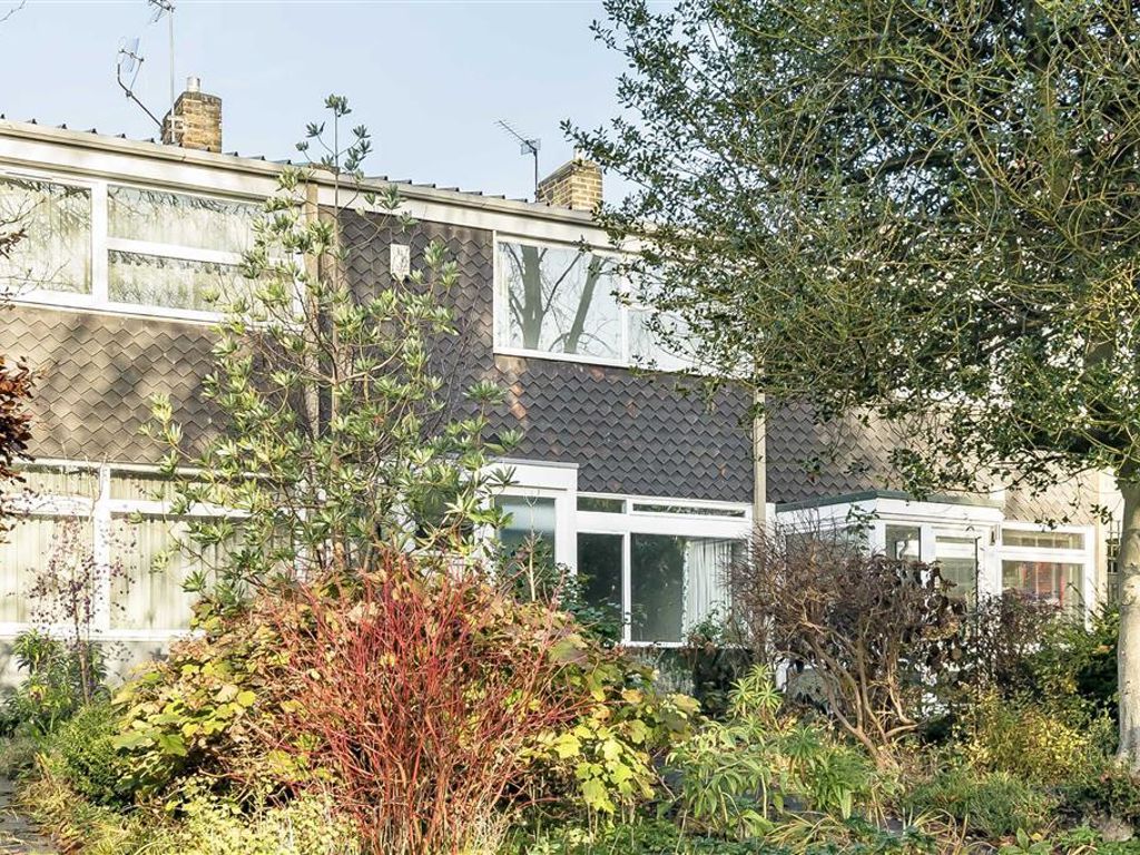 3 bed terraced house for sale in Priory Park, London SE3, £750,000 Zoopla