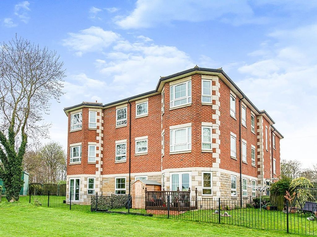 2 bed flat to rent in Waterside, Fairburn, Knottingley, West Yorkshire