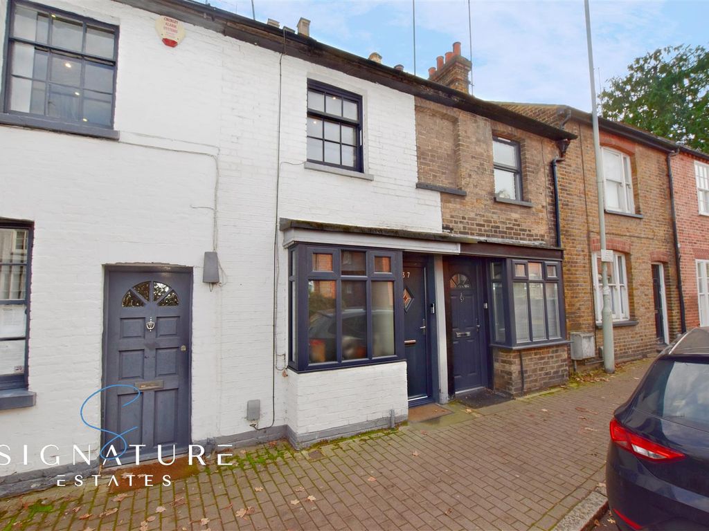 High Street, Rickmansworth WD3  