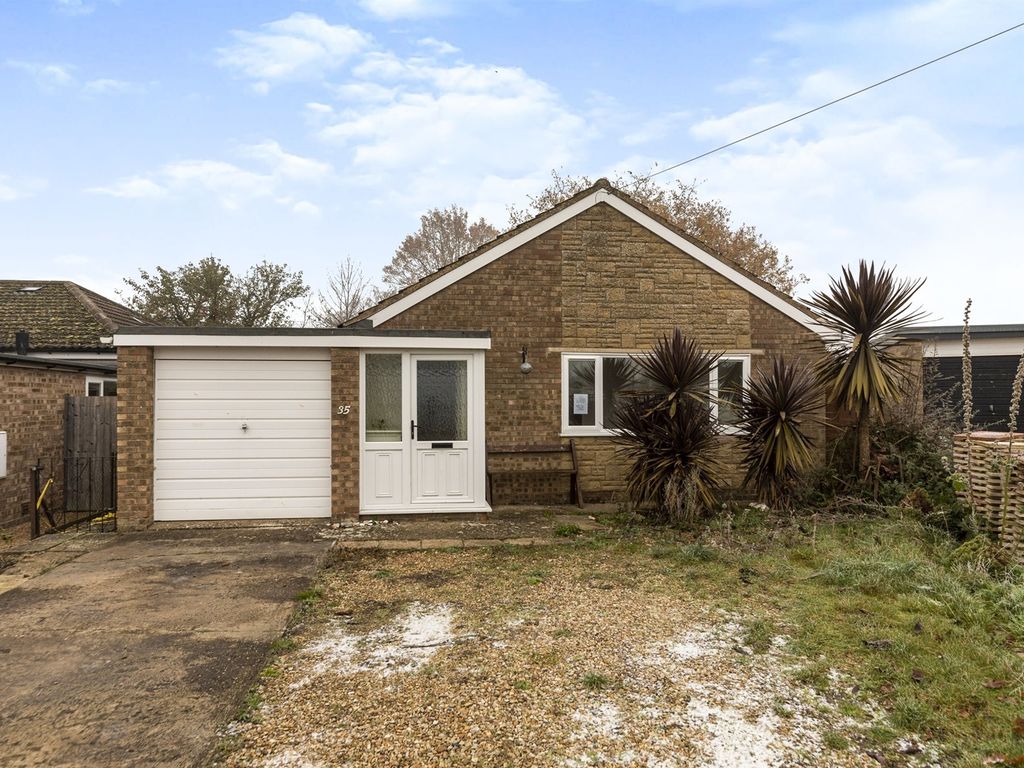 3 bed detached bungalow for sale in Pierce Crescent, Warmington