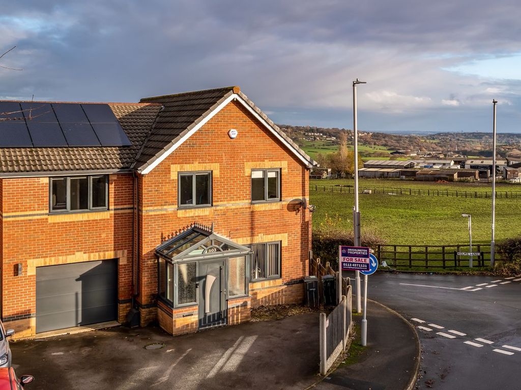 6 bed detached house for sale in Landscove Avenue, Tong, Bradford BD4