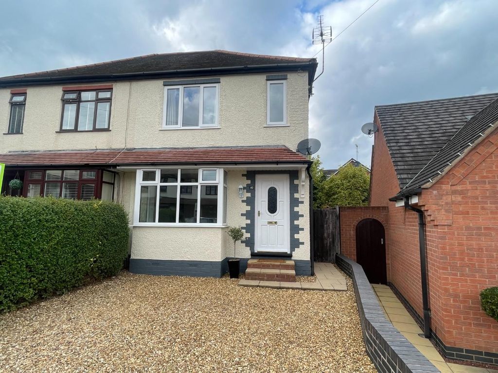 2 bed property to rent in Trent View Close, Brereton, Rugeley WS15, £