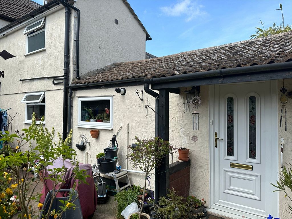 2 bed terraced house for sale in Well Street, Brightlingsea, Colchester