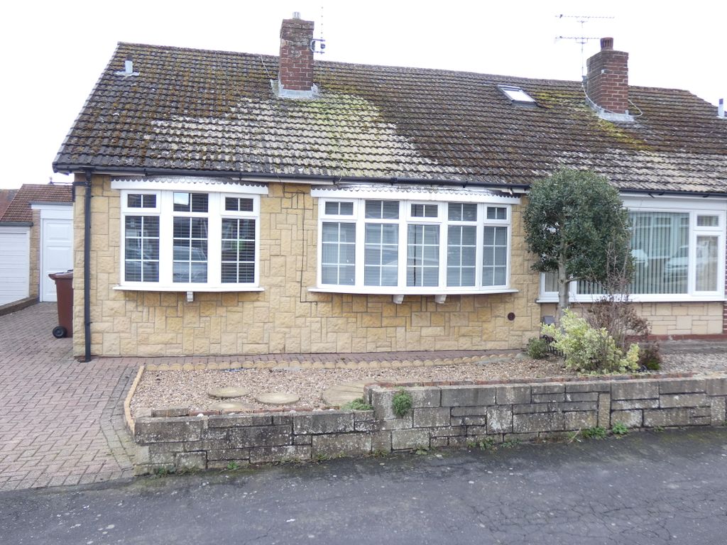 3 bed detached bungalow to rent in Westmead Road, Barton Under Needwood