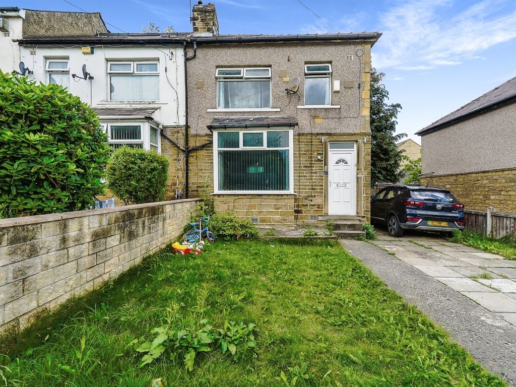 3 bed end terrace house for sale in Northside Terrace, Bradford BD7