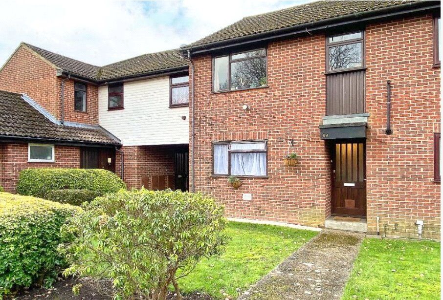 1 bed terraced house for sale in Station Road East, Ash Vale, Surrey GU12 Zoopla