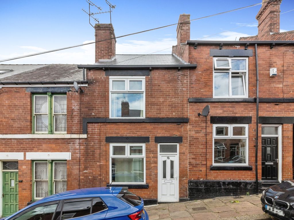 3 bed terraced house to rent in Hawksworth Road, Sheffield S6, £900 pcm